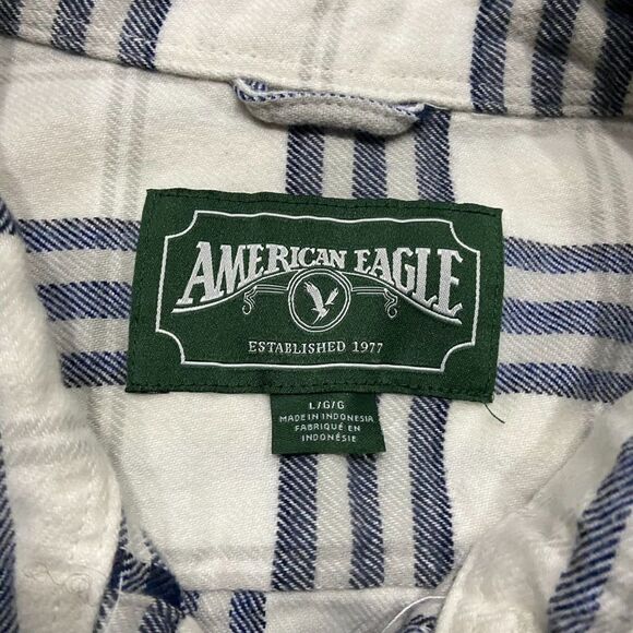 American Eagle Outfitters Vtg Cream Navy Button Front Flannel Shirt Men's Large - Picture 6 of 8